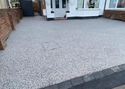 Resin Drive with Block Paving Edge