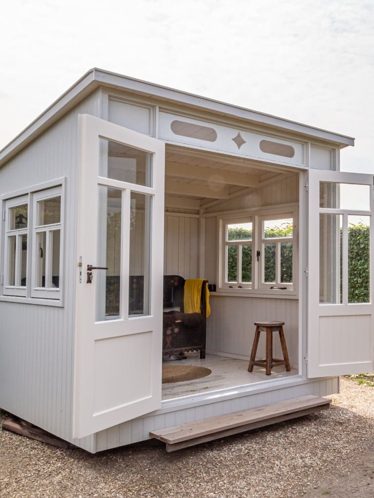 bespoke garden buildings